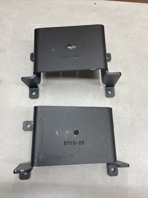 Right Lower Bracket for TR2582AS