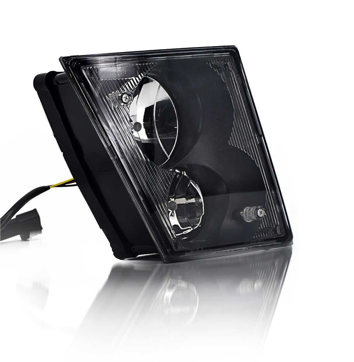 Fog Light for 2003 - 2017 Volvo VNL VNM | Replacement Volvo 20737497, 20414613, 20546119, 82780941 | Right Aftermarketus Fog Lights