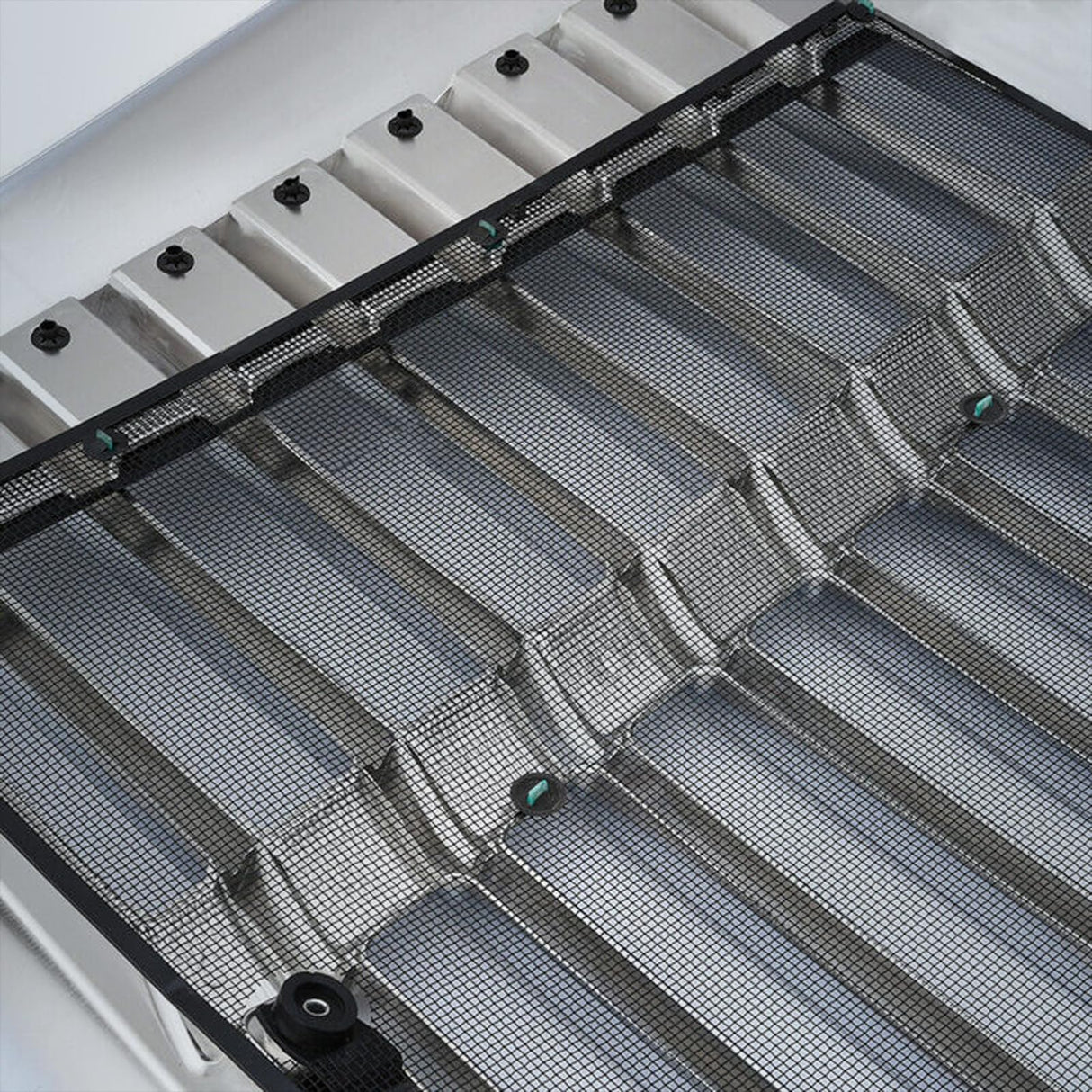 Grille for 2008-2017 Freightliner Cascadia | Replacement Freightliner A17-15624-002 | with Bug Screen | Chrome